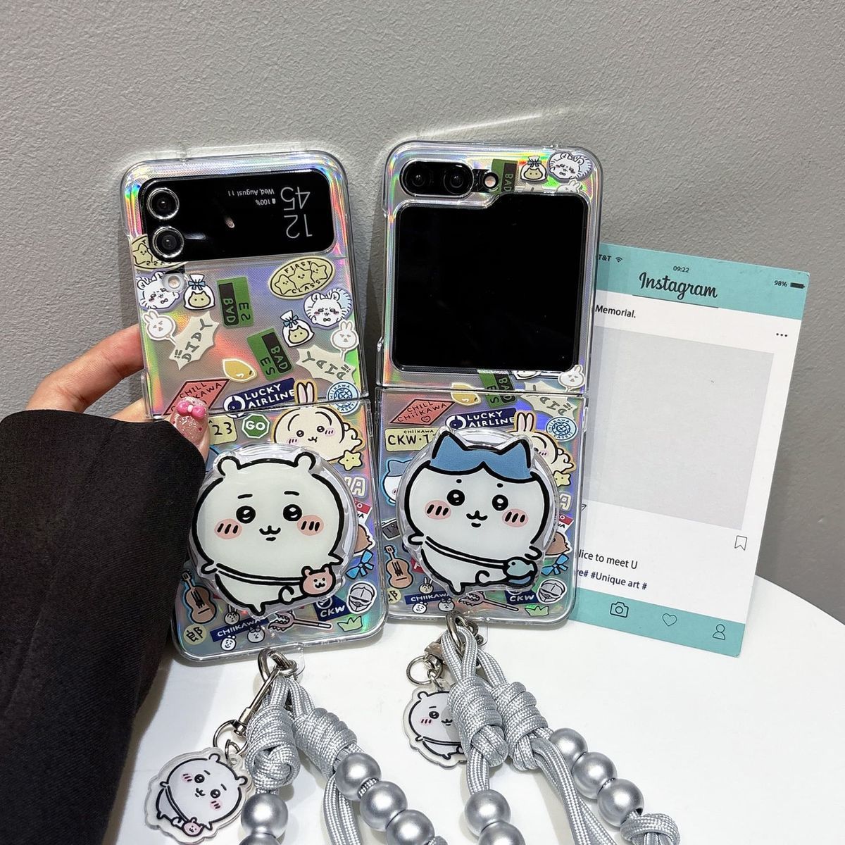 Phone Zone Accessories & Repair Photos - アニメちいかわハチワレ漫画サムスンギャラクシーZ Flip7 6 5携帯電話ケース漫画かわいい磁気吸着式