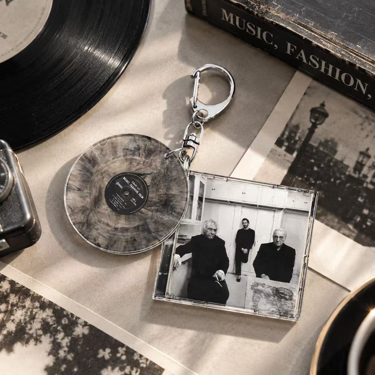 C-Charli Xcx キーチェーン、音楽、ファッション、 - Phone Accessories Charms のレビューと価格