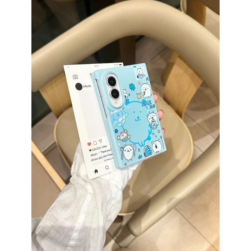 人気の「ちいかわ」ジョークベアデザインのスマートフォンケース - Phone Zone Accessories & Repair Photos のレビューと価格